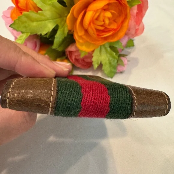 Authentic Gucci cigarette/lipstick/card wallet - Picture 7 of 12